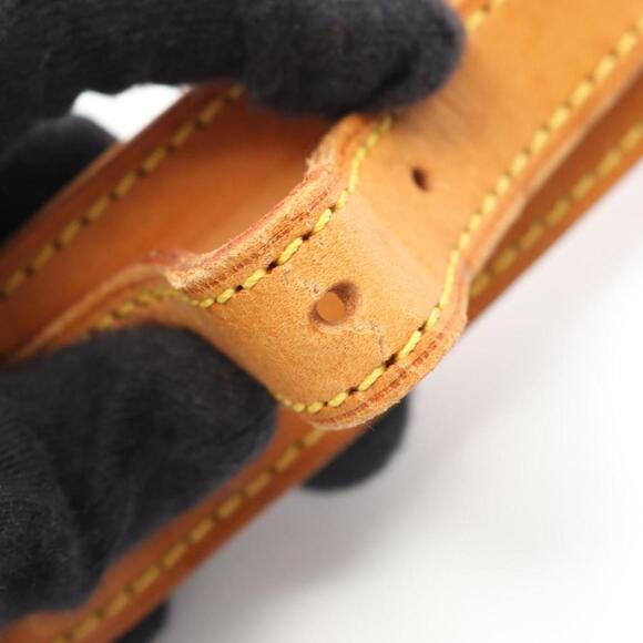 LOUIS VUITTON Brown Monogram Leather Shoulder Bag - Picture 8 of 10